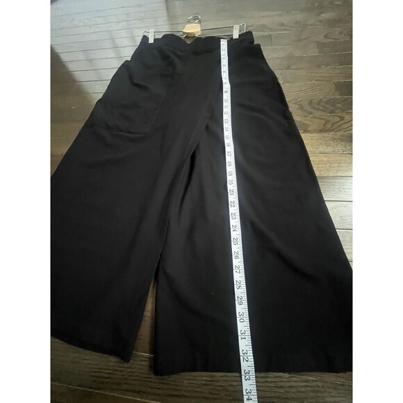 Eileen Fisher Cropped Faux Wrap Front Pants Black Sz M Classic Minimalist - Picture 4 of 7